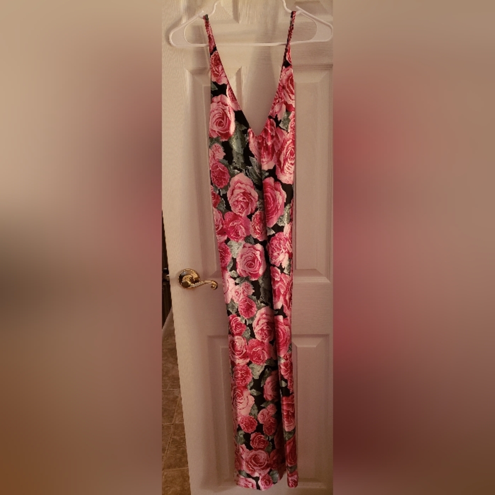 Vintage Frederick's of Hollywood Maxi Roses Nightgown, NWT, Slits, Size Small